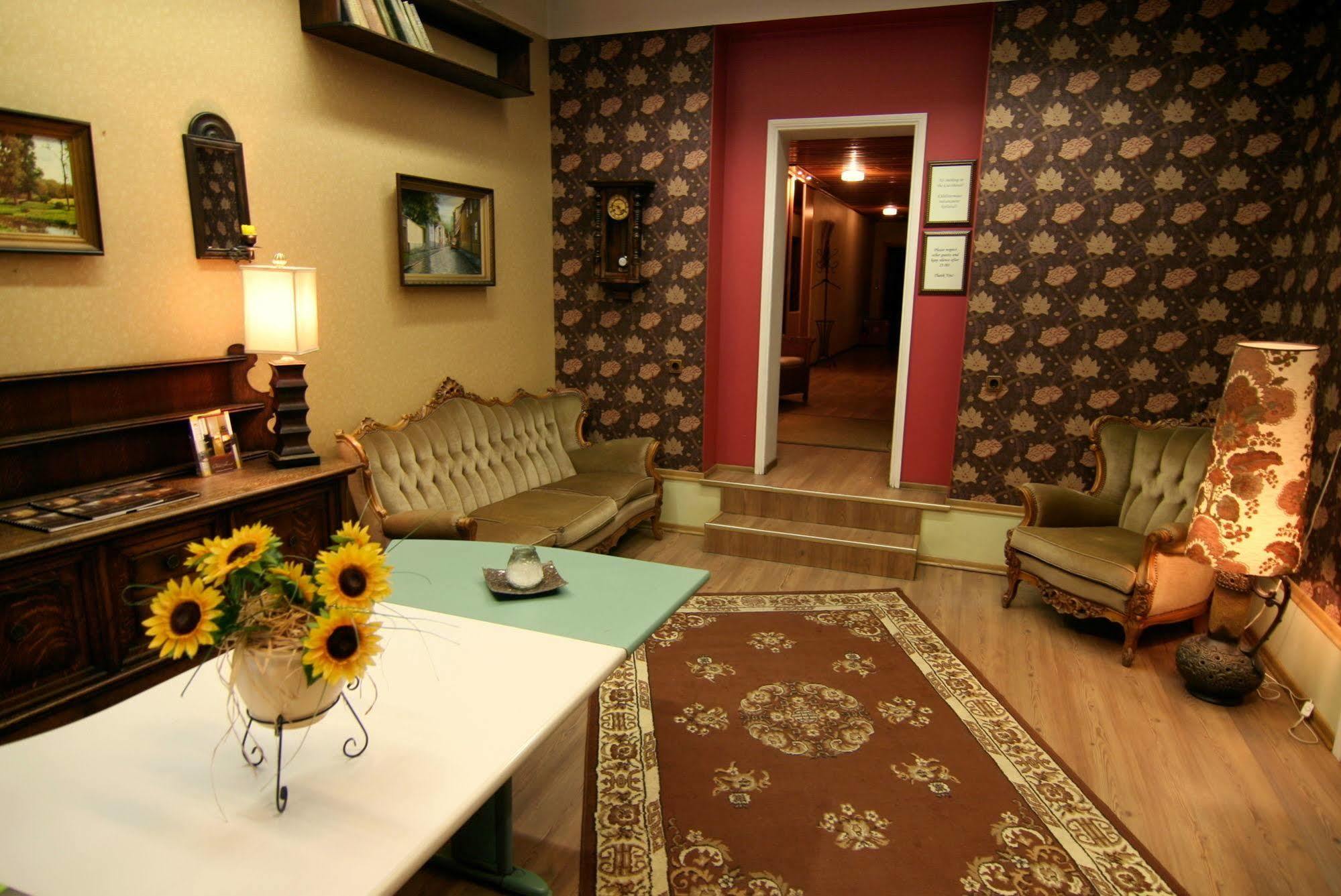 Oldhouse Hostel 탈린 외부 사진
